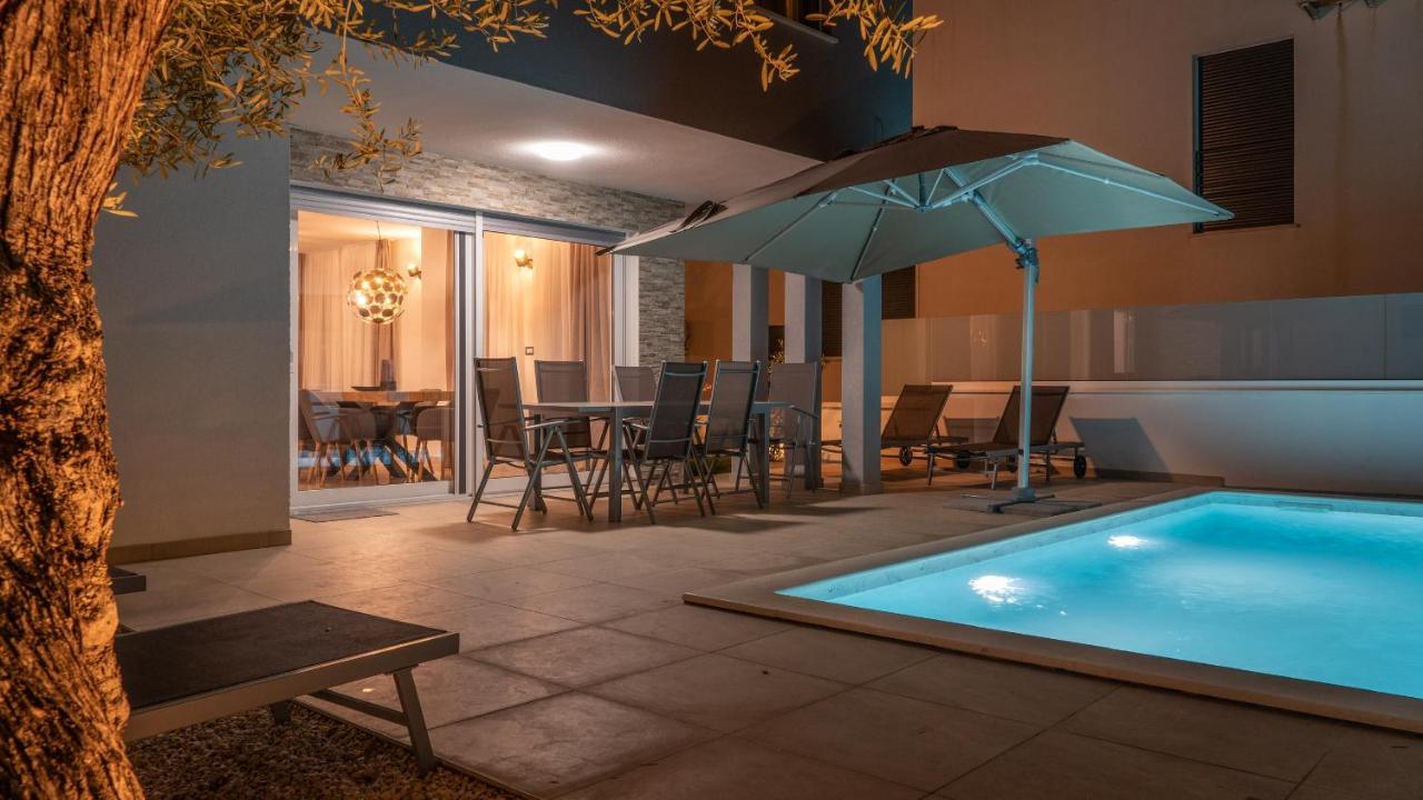 Villa Dea - Dein Rueckzugsort Am Meer Mit Beheiztem Pool Vrsi Esterno foto
