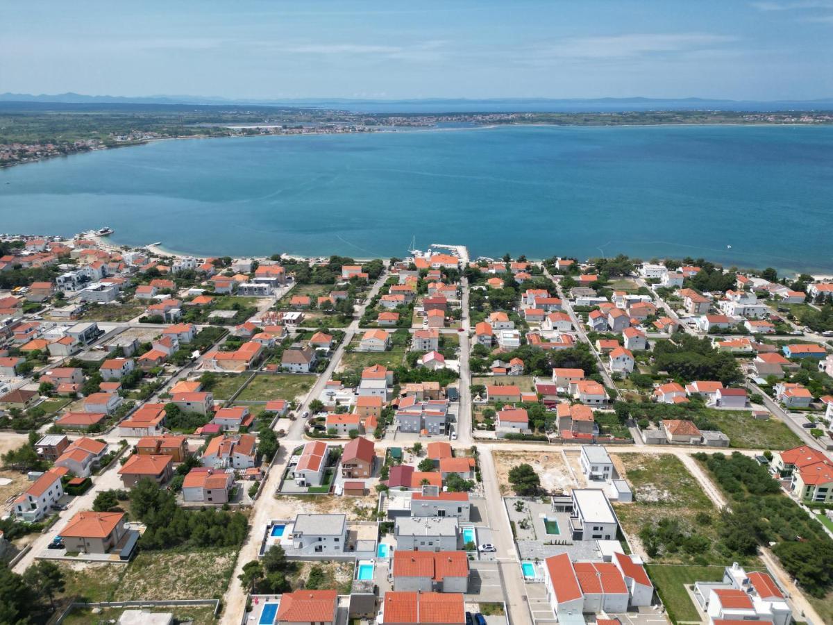 Villa Dea - Dein Rueckzugsort Am Meer Mit Beheiztem Pool Vrsi Esterno foto